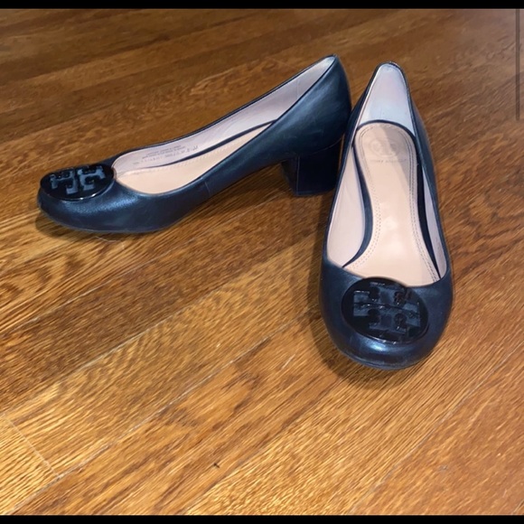Tory Burch Heeled Logo Black Ballet Pumps - Picture 2 of 2